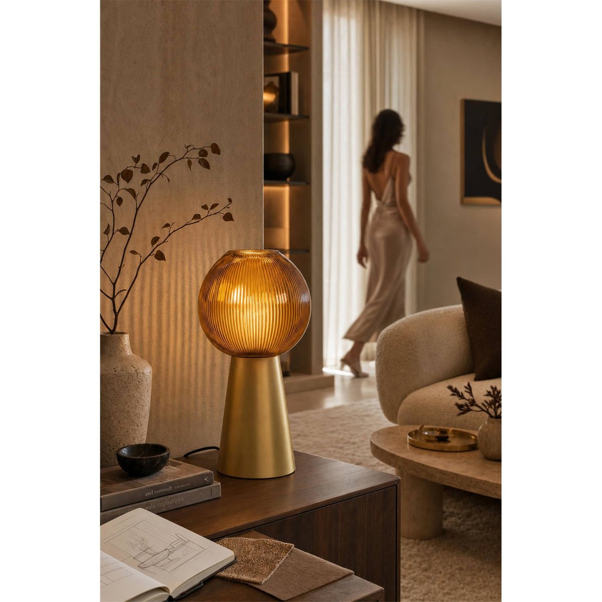 Lampe de table en métal, Globe en verre strié doré et ambre, RECOLLECTION