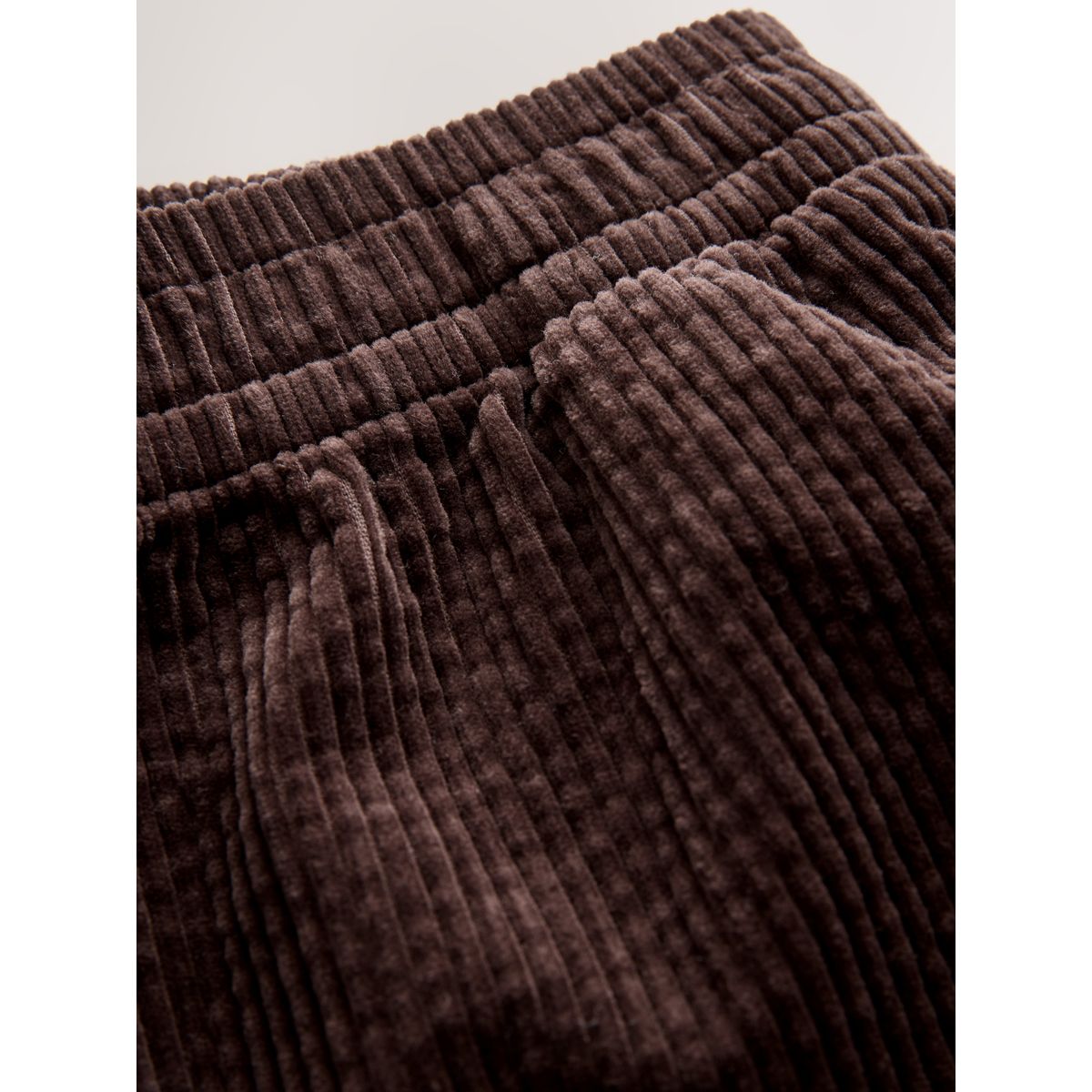 Pantalon ample en velours côtelé doux marron chocolat, NEXT