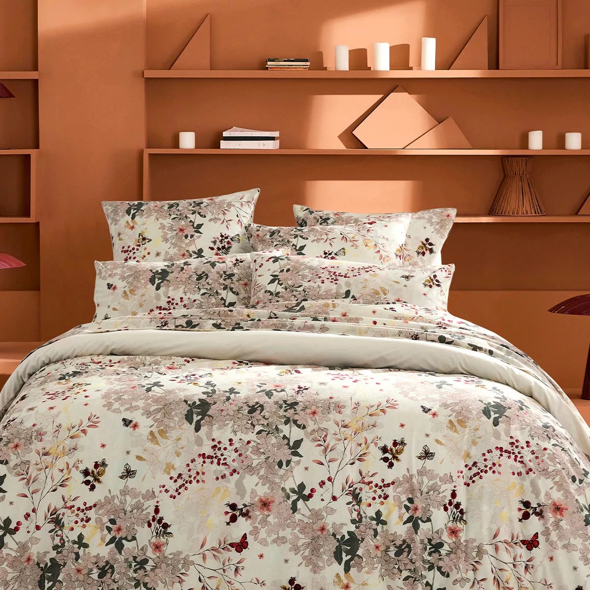 Drap plat percale de coton lavé VINTAGE FLOWERS cranberry, GARNIER THIEBAUT