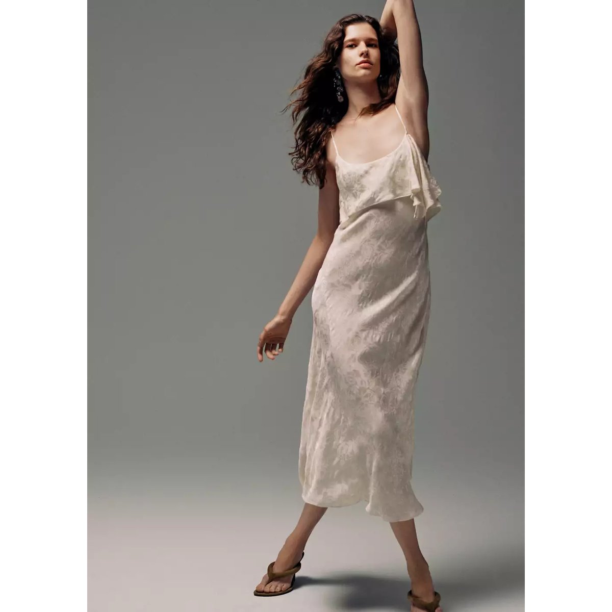 Robe jacquard détail volant blanc, MANGO