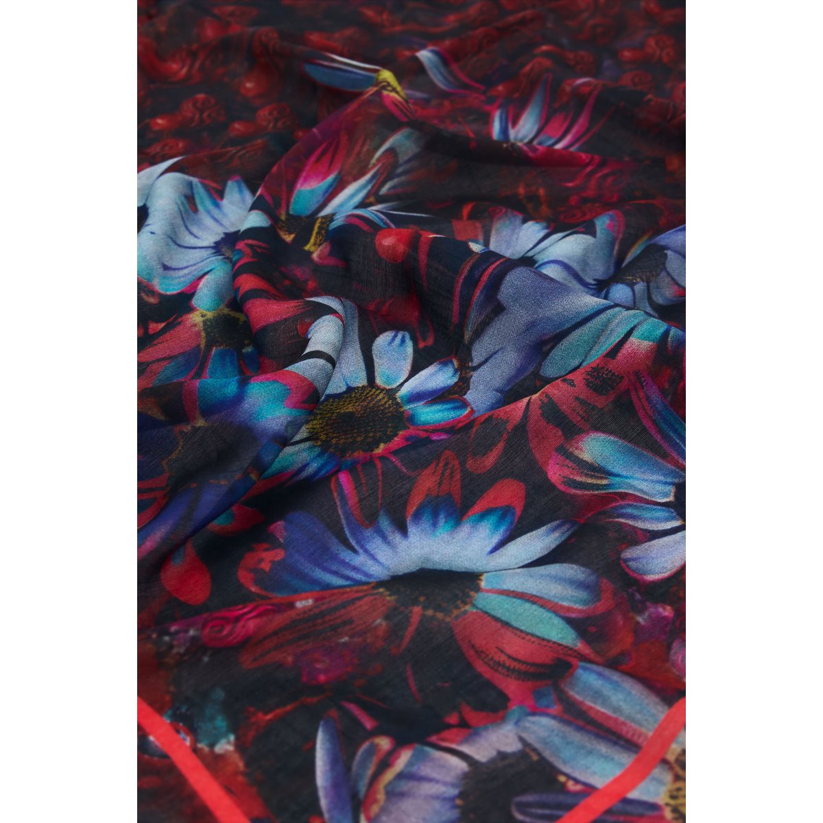 Foulard cœurs marguerites rouge, DESIGUAL