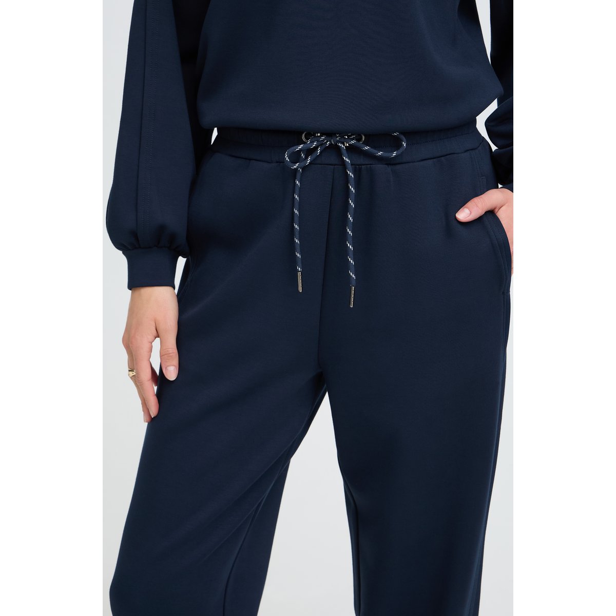 Pantalon de jogger évasé dark sapphire, B.YOUNG