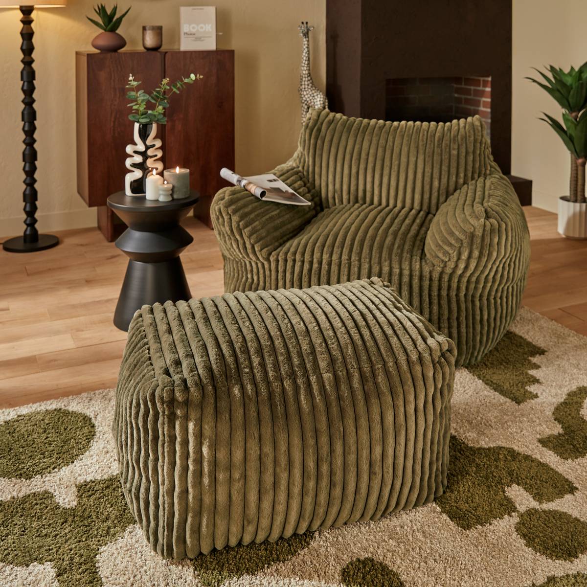 Pouf rectangulaire en velours côtelé MUZI vert kaki, ATMOSPHERA