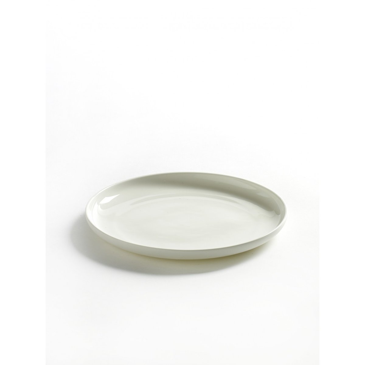 Assiette Plate Blanche S Diam 16 Base blanc mat à l'extérieur et blanc brillant à l'intérieur, SERAX