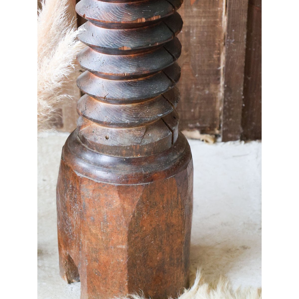Colonne en chêne sculpté Hanna N°795 - Bon état bois foncé, DEBONGOUT