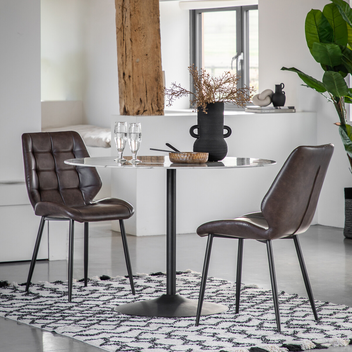 Cayuga Glass Marble Effect Dining Table (Seats 4) marble white, SO'HOME