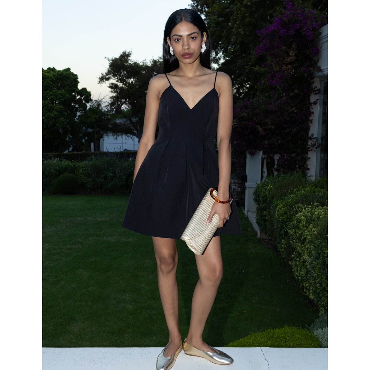 Robe courte à fines bretelles noir, BZB