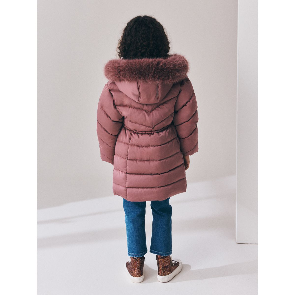 Manteau matelassé imperméable imitation fourrure rose caramel, NEXT