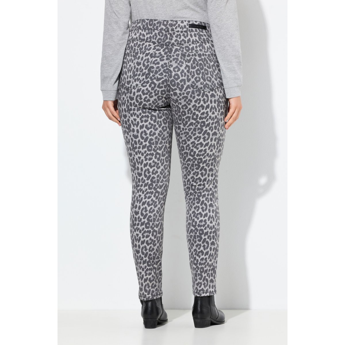 Jean Sarah motif léopard gris clair, ULLA POPKEN