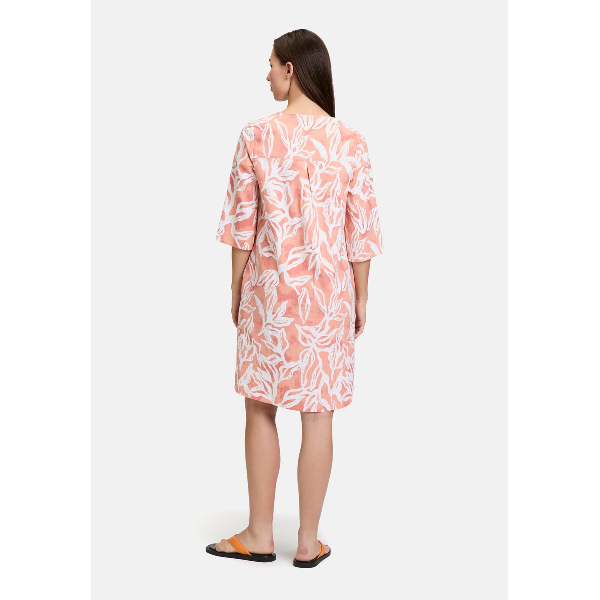 Robe d'été à motifs cream/apricot, CARTOON