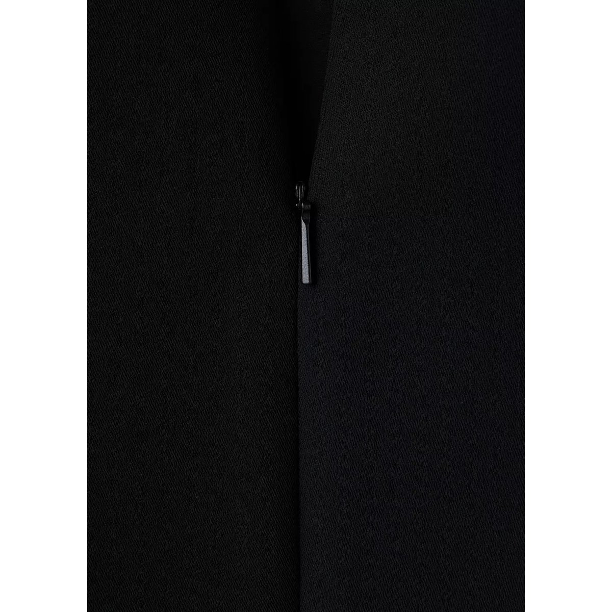 Robe courte avec détail de couture noir, MANGO