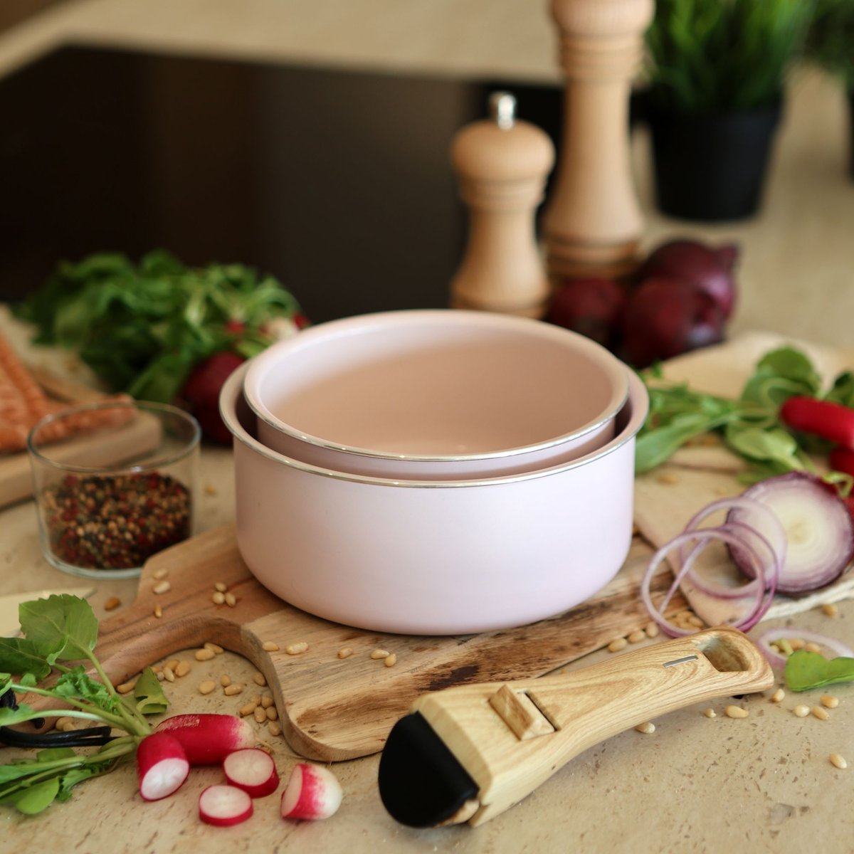 Set 2 casseroles 16/18 cm en aluminium avec poignée, COLORAMA rose, MENASTYL