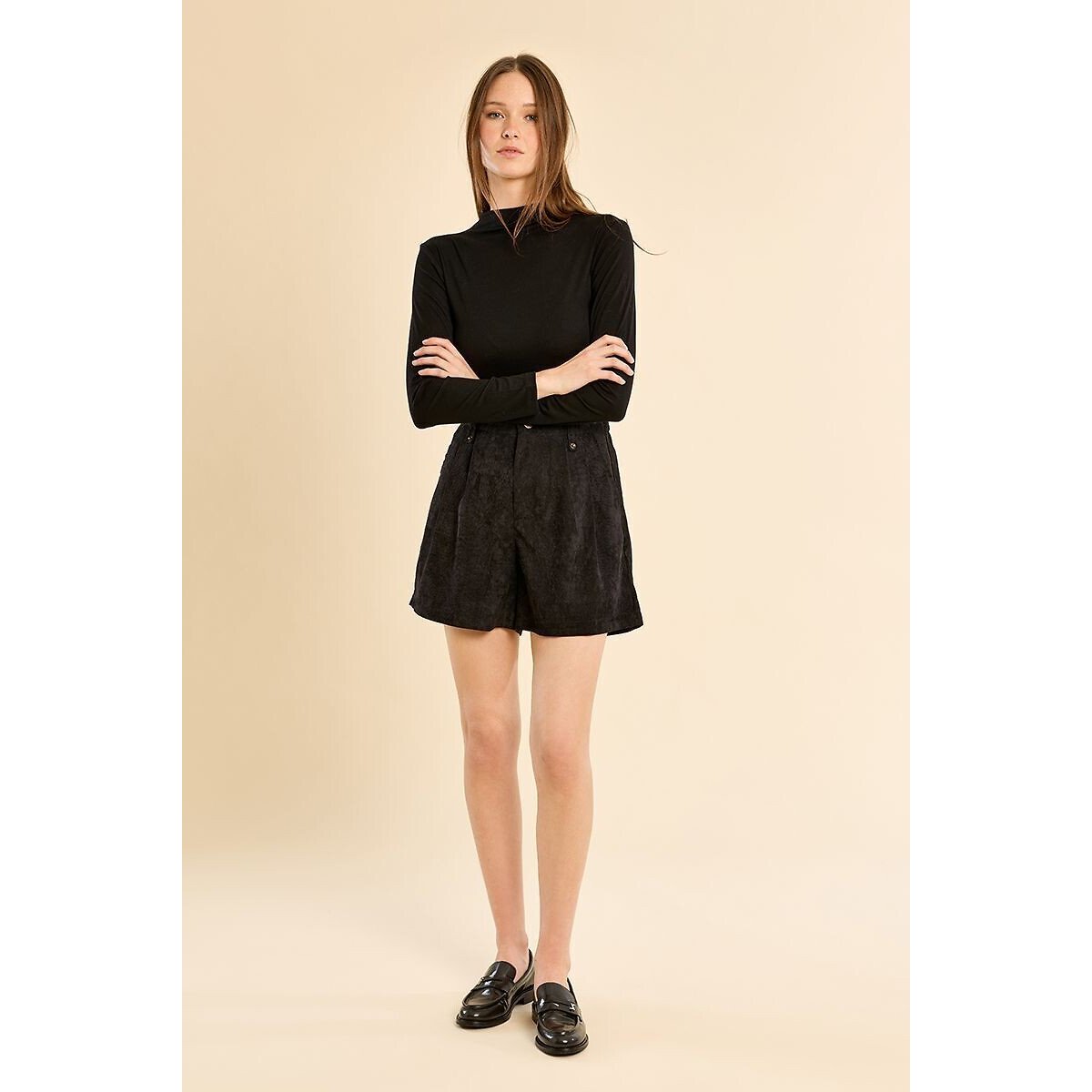 Short en velours noir, MOLLY BRACKEN