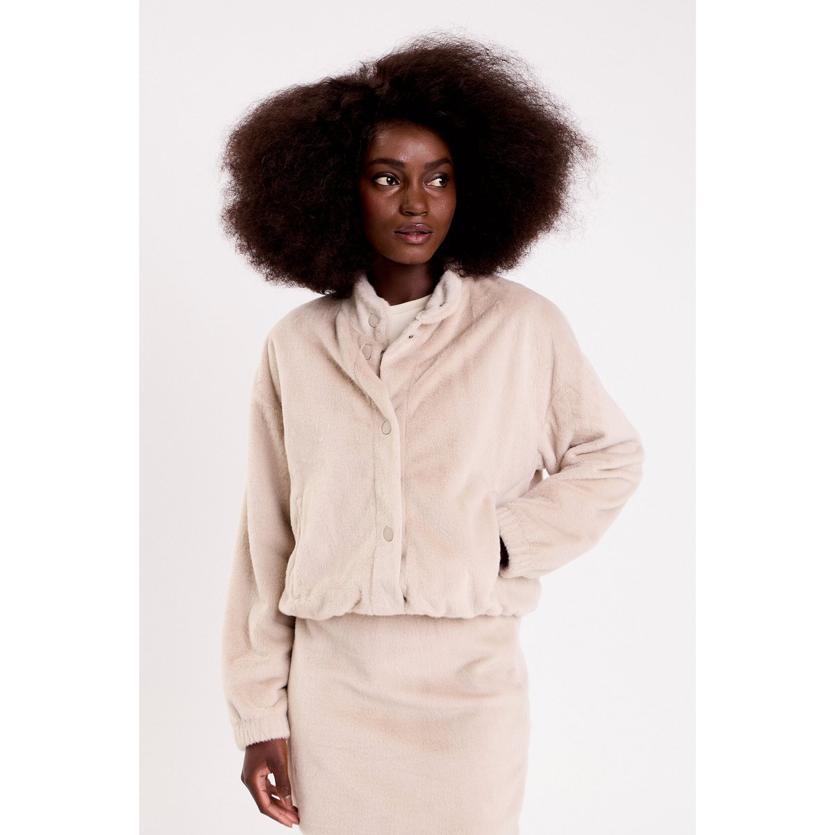 Veste sable, CACHE CACHE