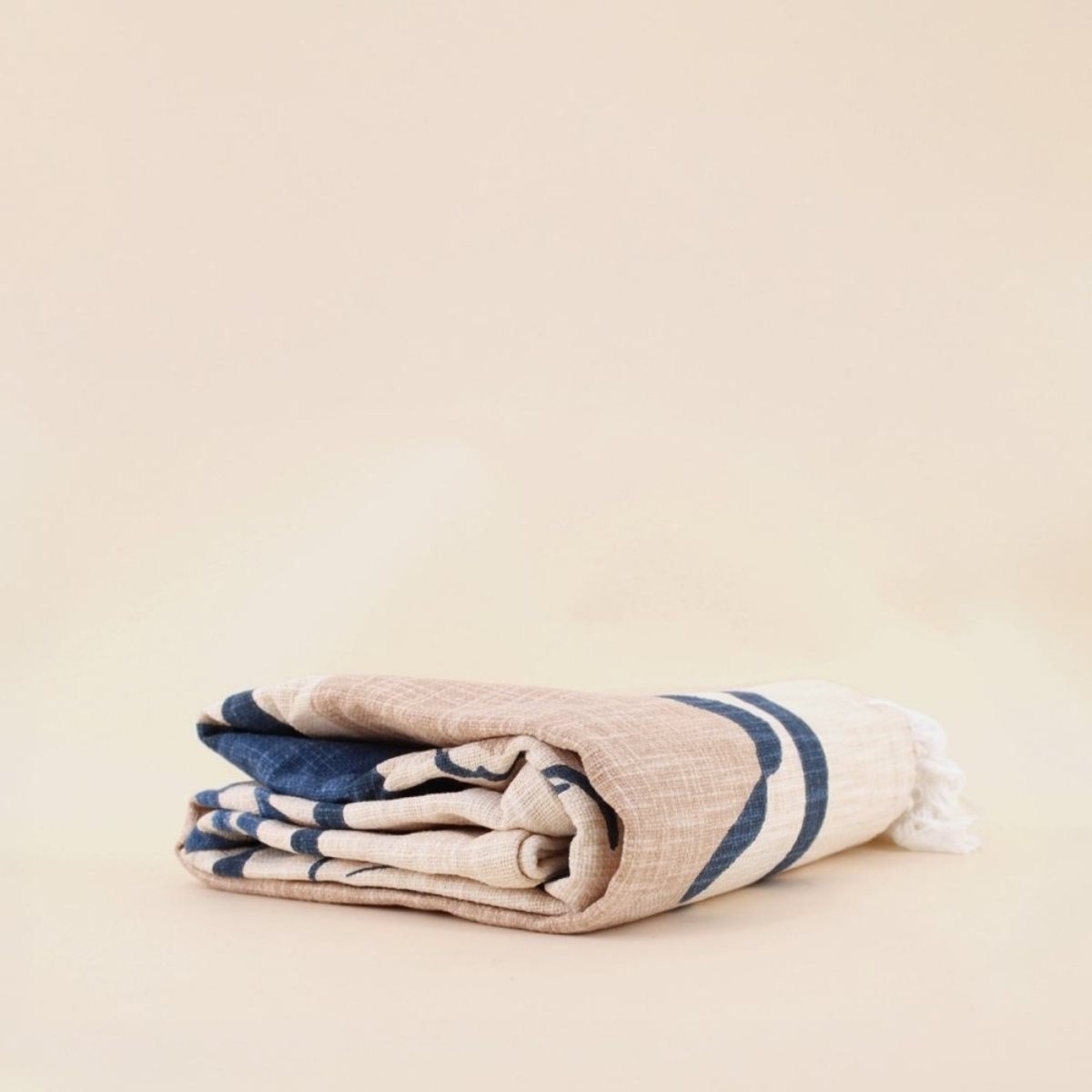 Plaid jeté de canapé en coton flammé imprimé coquillages 150x150cm bleu, ORNAMI