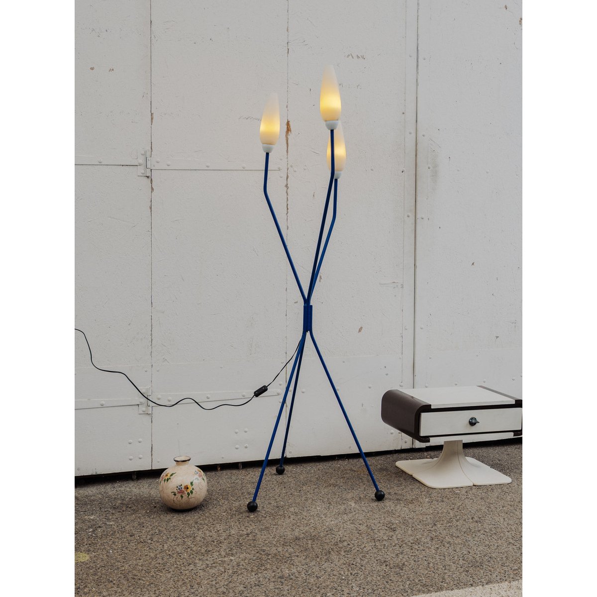 Lampadaire bleu Julien N°381 - Bon état bleu, DEBONGOUT