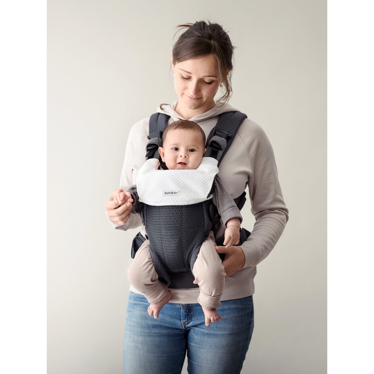 Accessoires Porte-bébé Bavoir pour Porte Bébé Harmony blanc, BABYBJORN