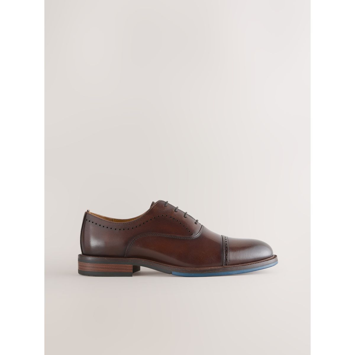 Chaussures oxford en cuir à bout renforcé marron, NEXT