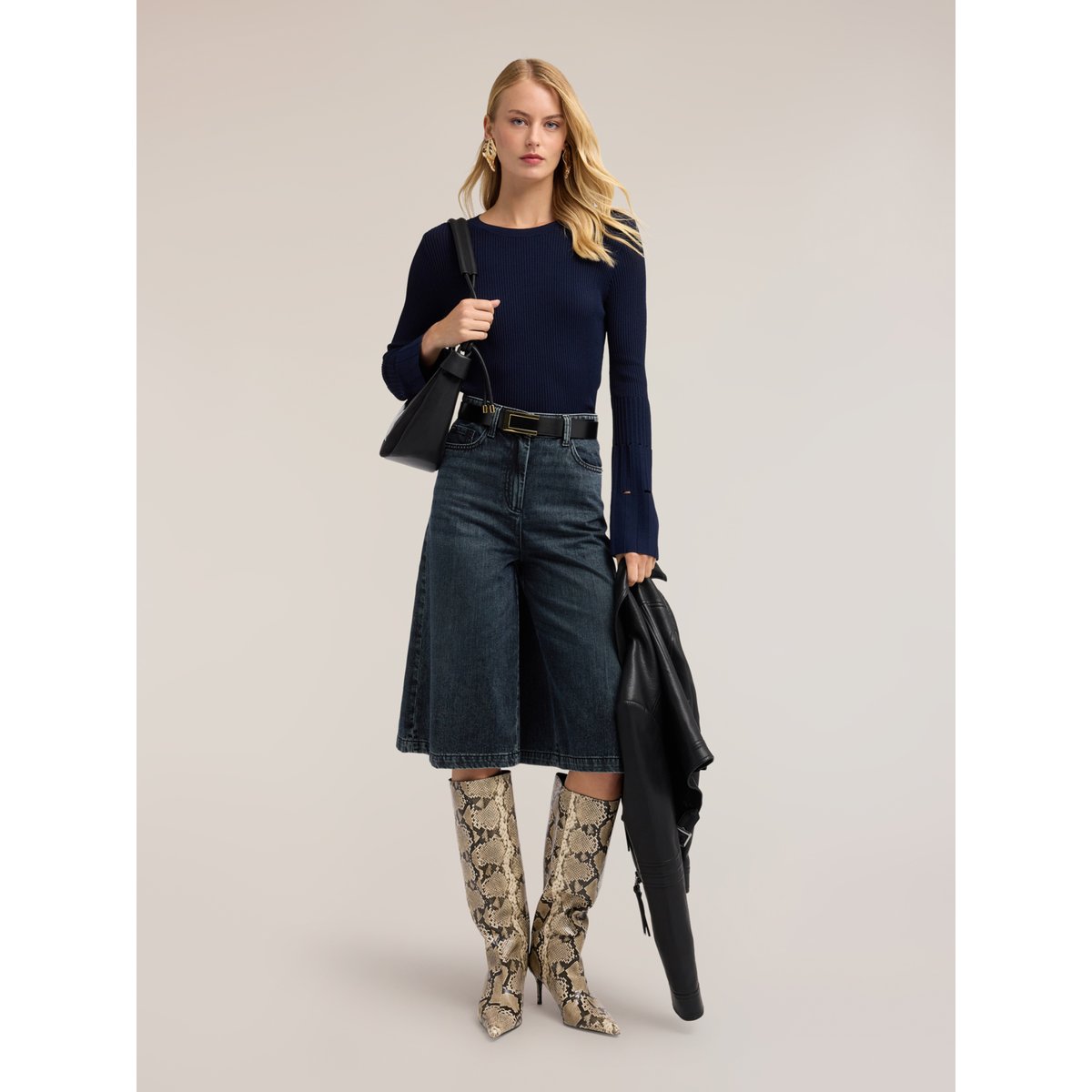 Pull côtelé avec poignet plissé bleu, MOTIVI