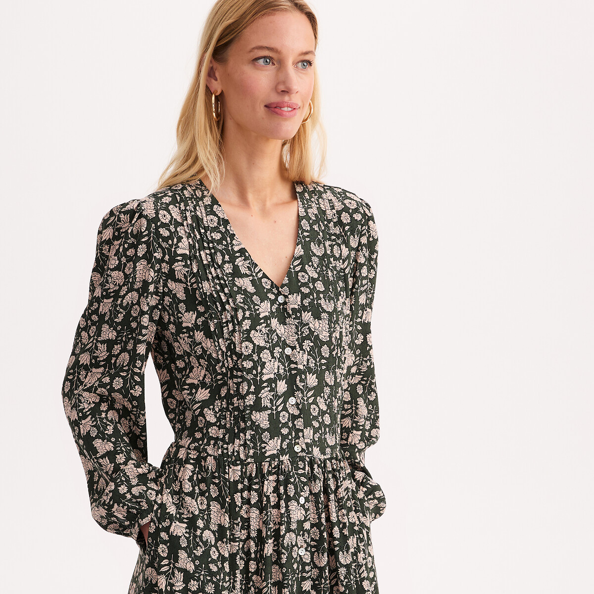 Robe longue à volant imprimé floral manches longues imprimé fleur fond kaki, ANNE WEYBURN