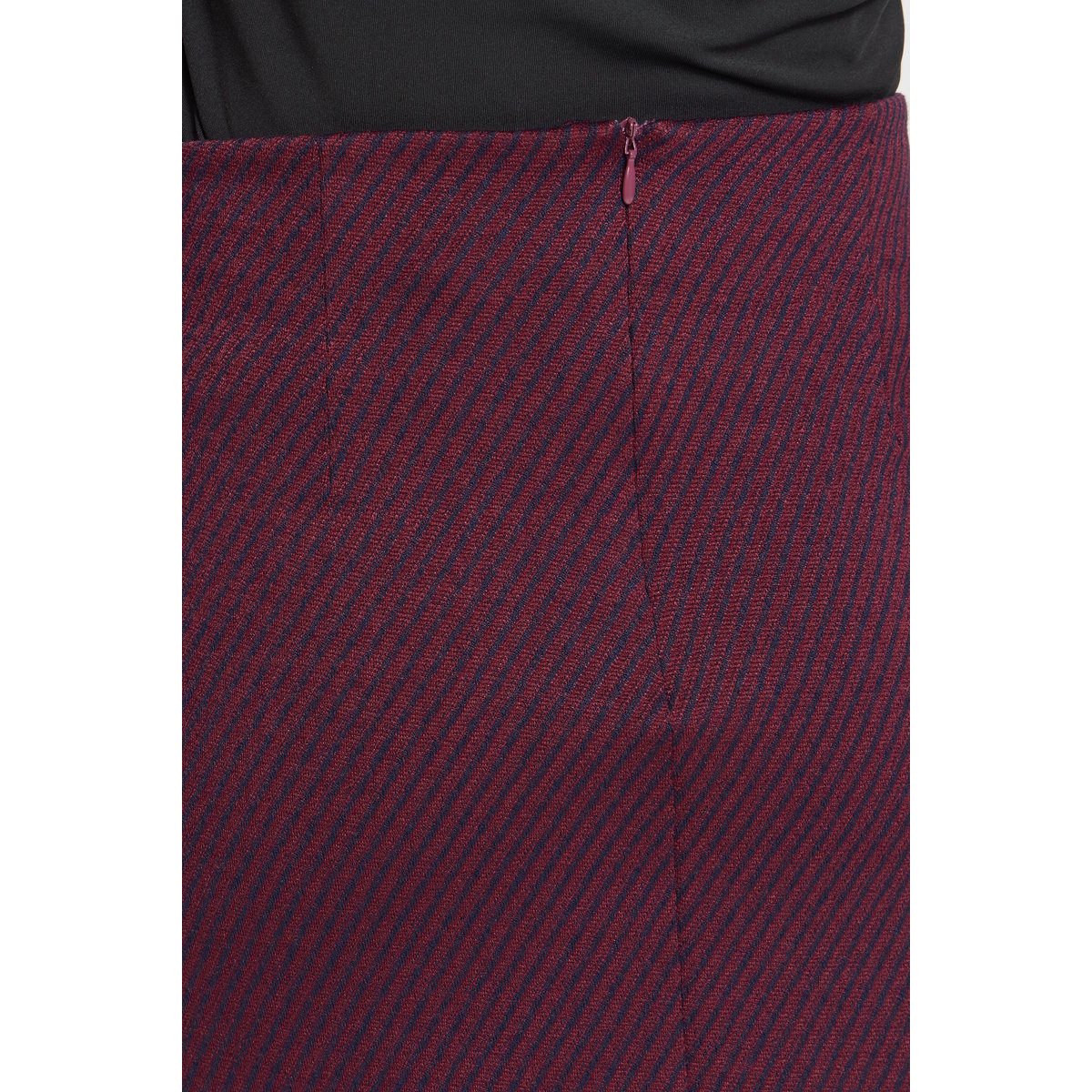 Jupe courte à rayures diagonales, coupe droite rouge bleu port royal/dark blue, ICHI