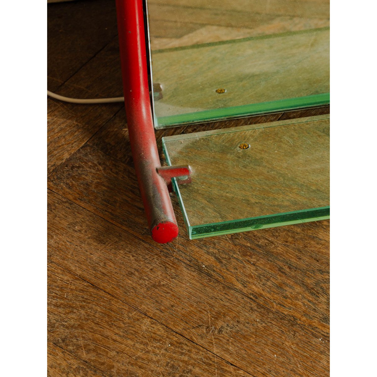 Miroir en métal rouge Igor N°1185 - Bon état rouge, DEBONGOUT
