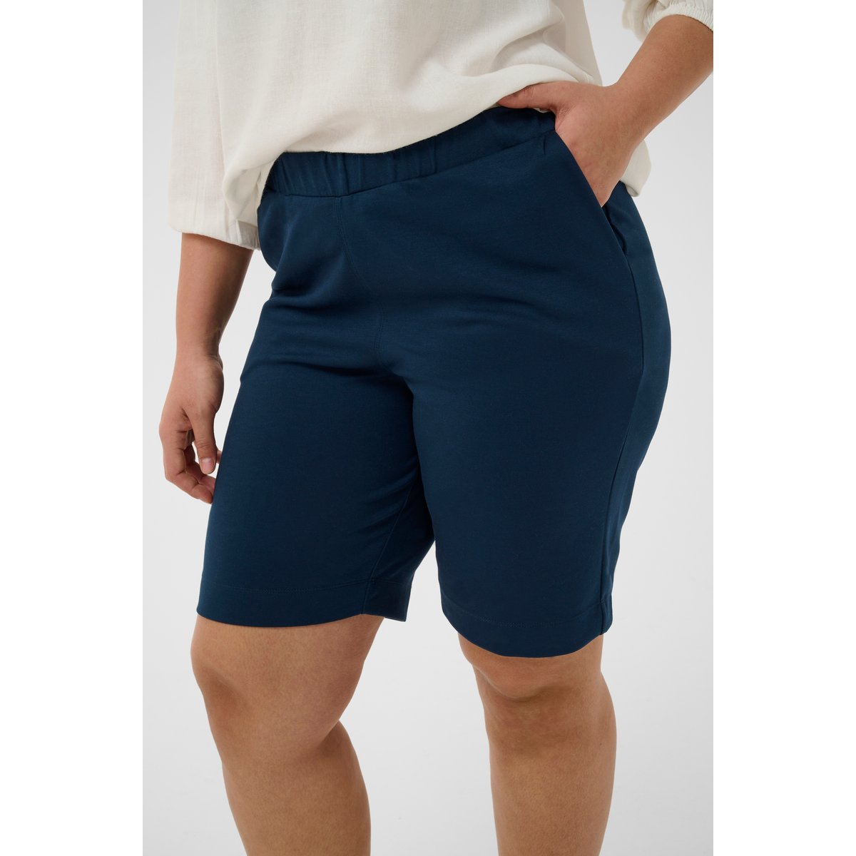Shorts casual bleu midnight marine, KAFFE CURVE