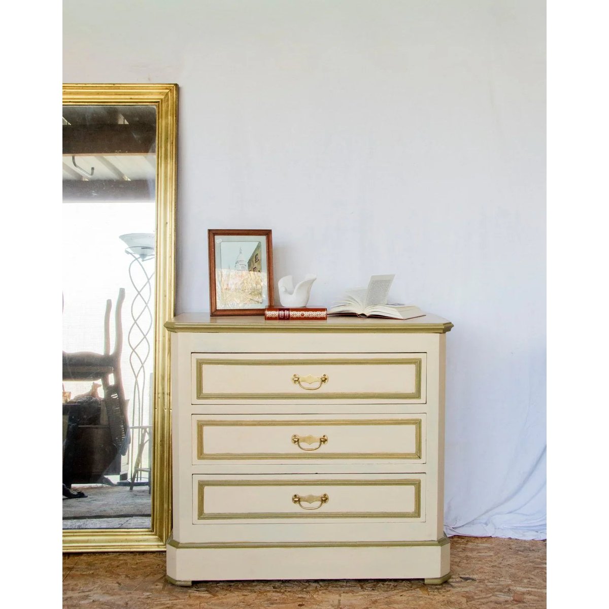 Commode en bois Garance N°533 - Bon état crème, DEBONGOUT