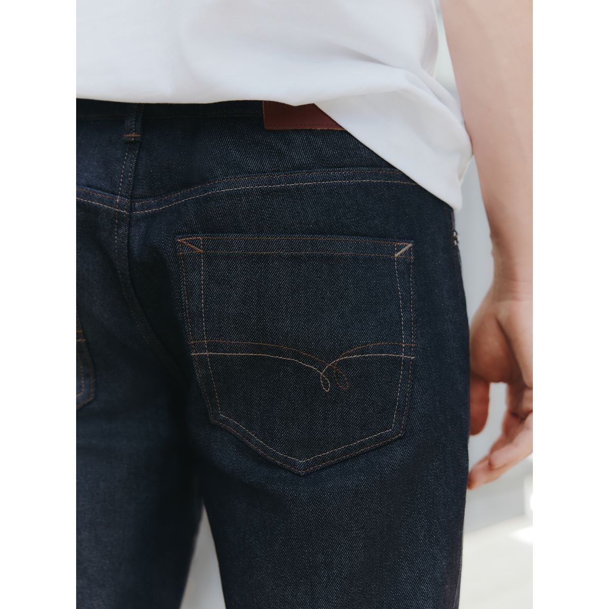 Jean en denim brossé confortable à carreaux Signature rinçage bleu indigo, NEXT