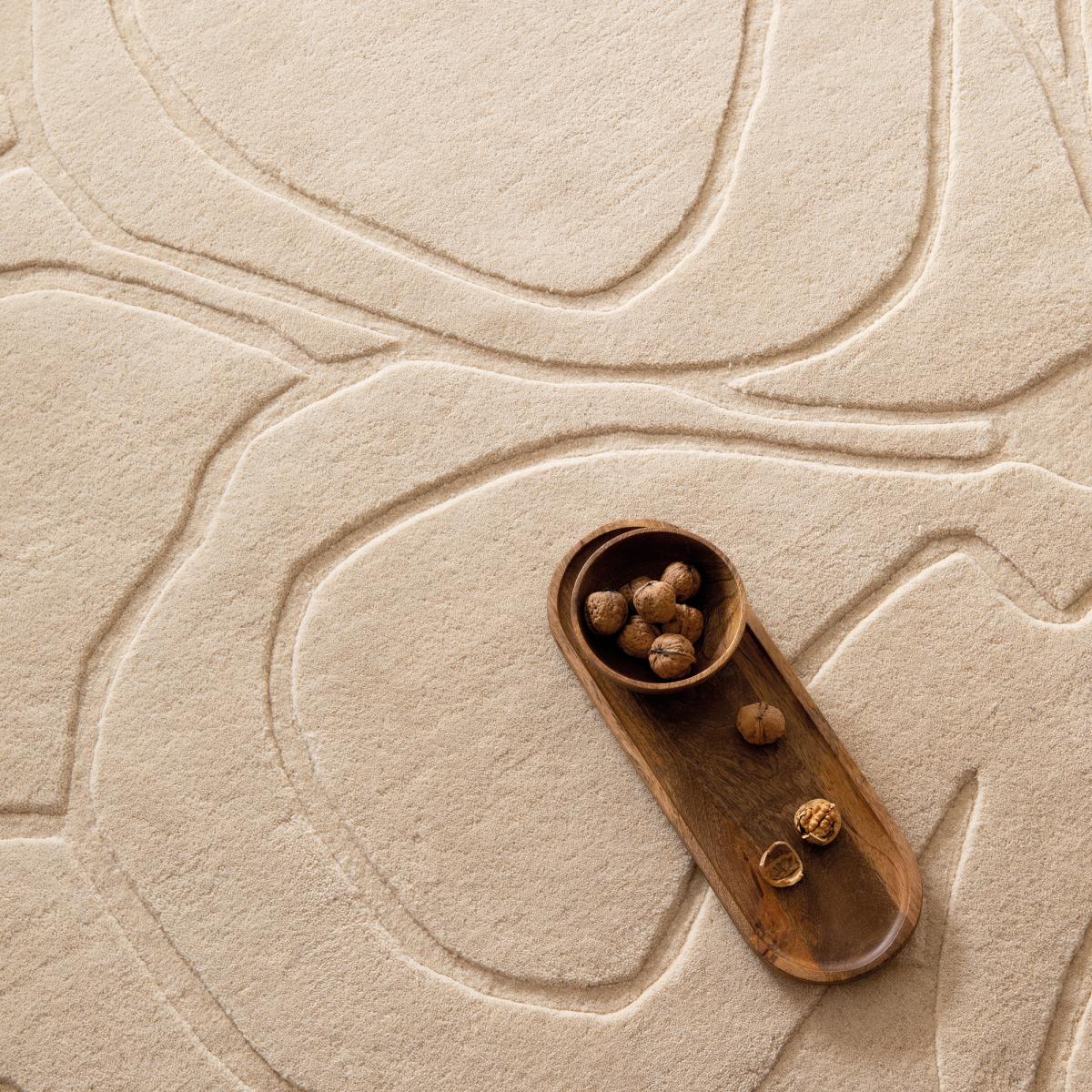 Tapis salon et chambre fait à la main en laine motif faux uni crème, UN AMOUR DE TAPIS