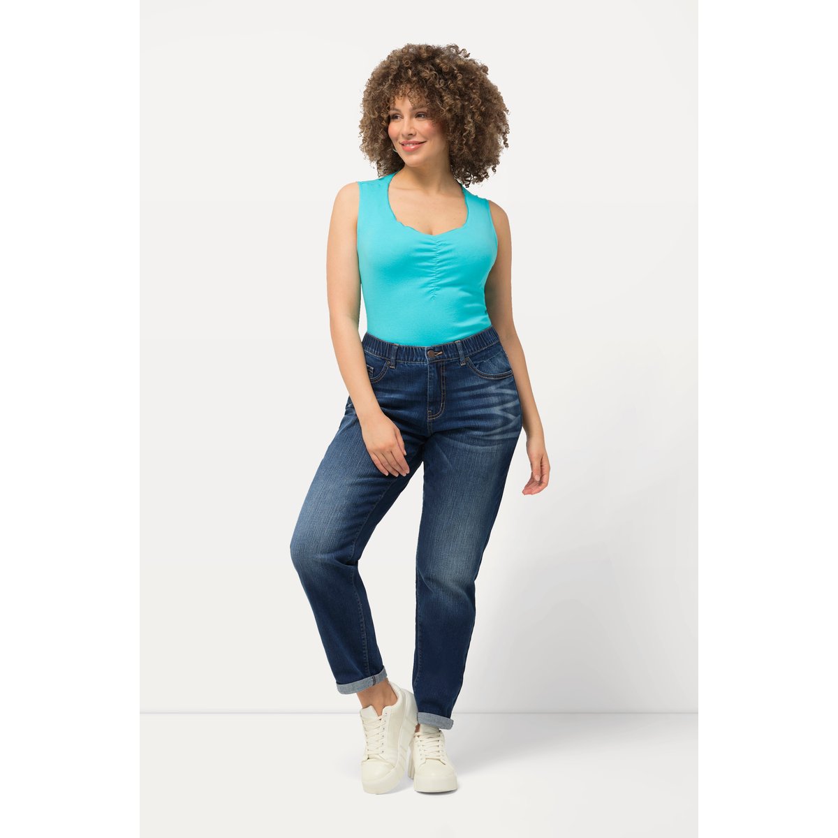 Jean boyfriend à 5 poches. Taille confortable bleu jean, ULLA POPKEN