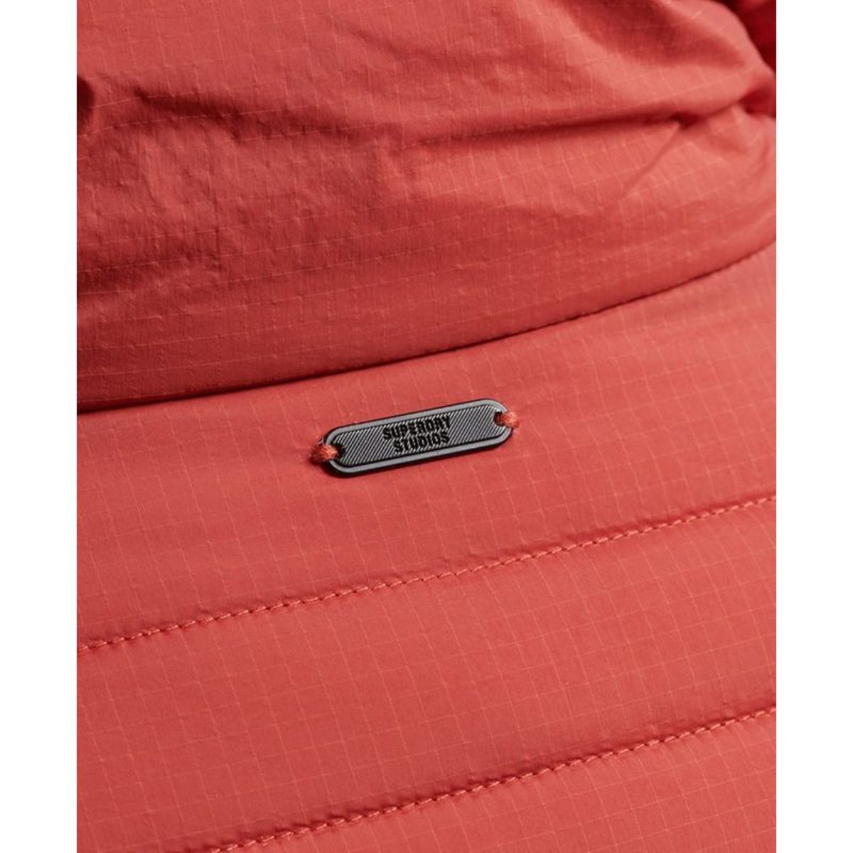 Doudoune courte légère rouge marron, SUPERDRY