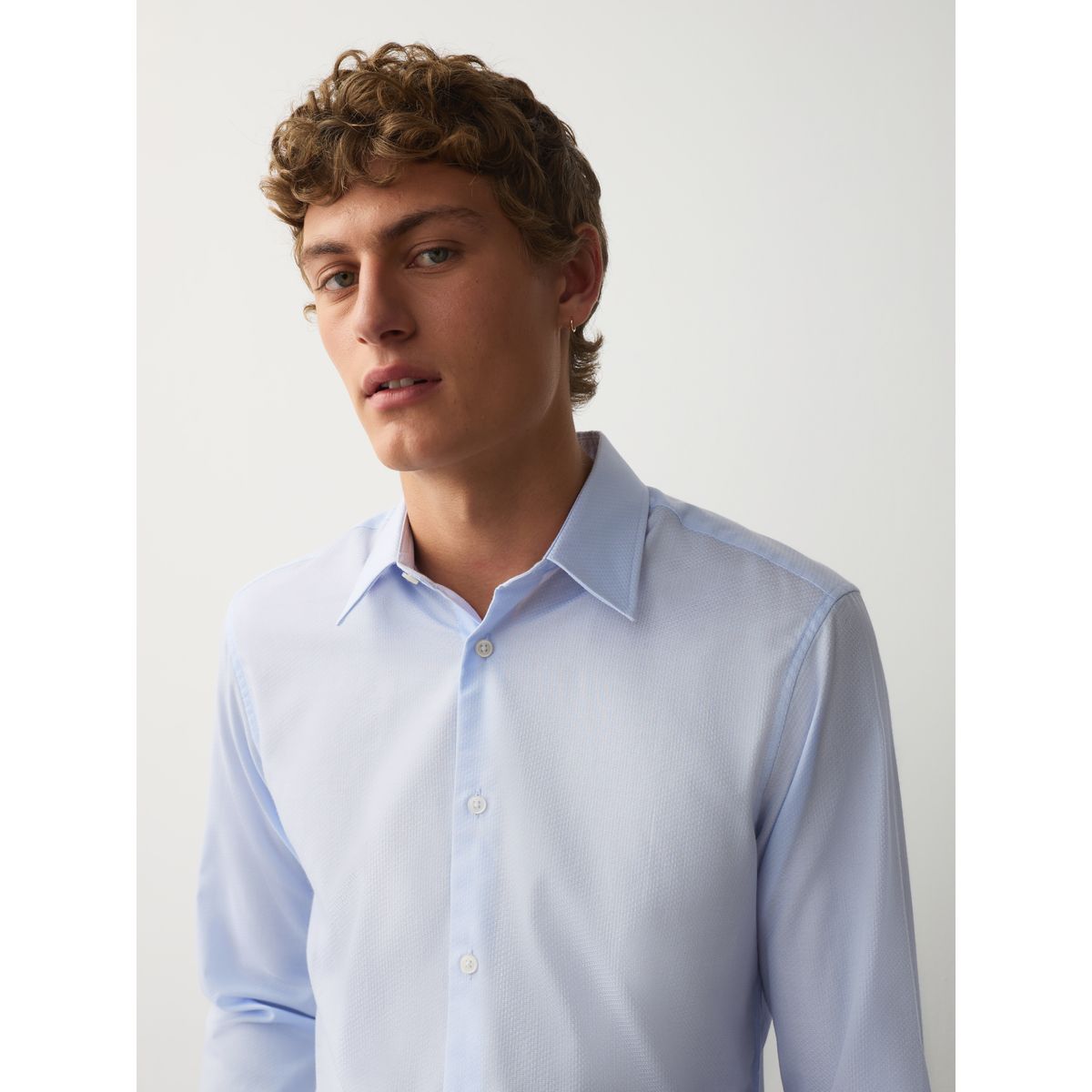 Chemise texturée en coton entretien facile bleu clair, NEXT