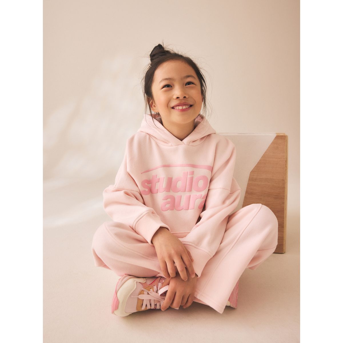 Ensemble pantalon large et sweat à capuche slogan rose pâle, NEXT
