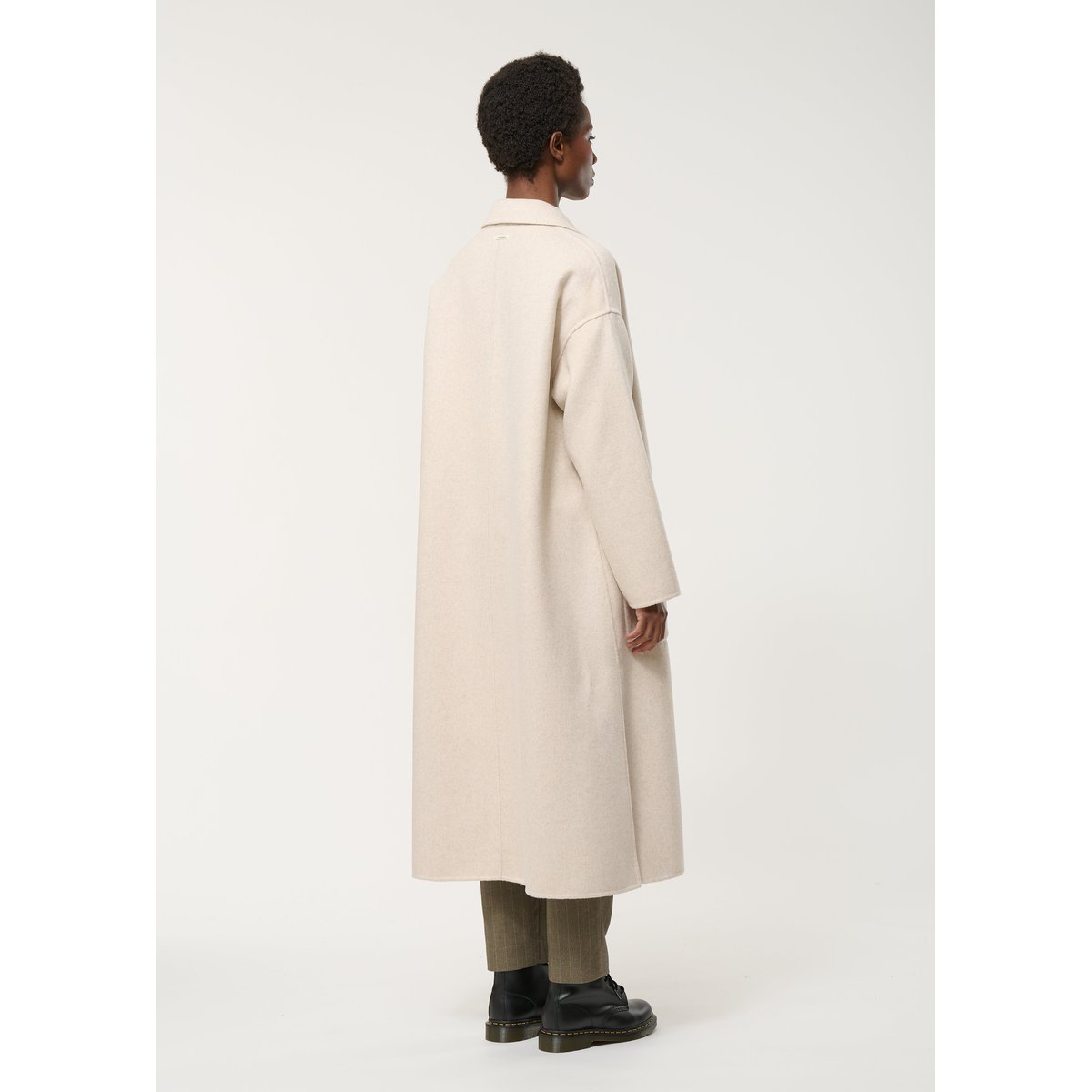 Manteau long oversize en laine mélangée off white, HUMILITY
