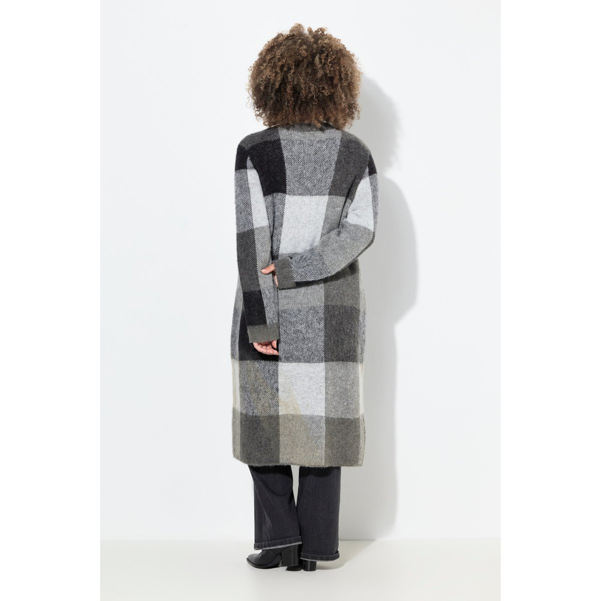 Cardigan long à carreaux gris graphite, ULLA POPKEN