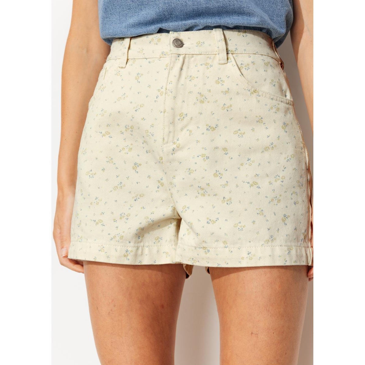 Short à fleurs en toile imprimé écru, PROMOD