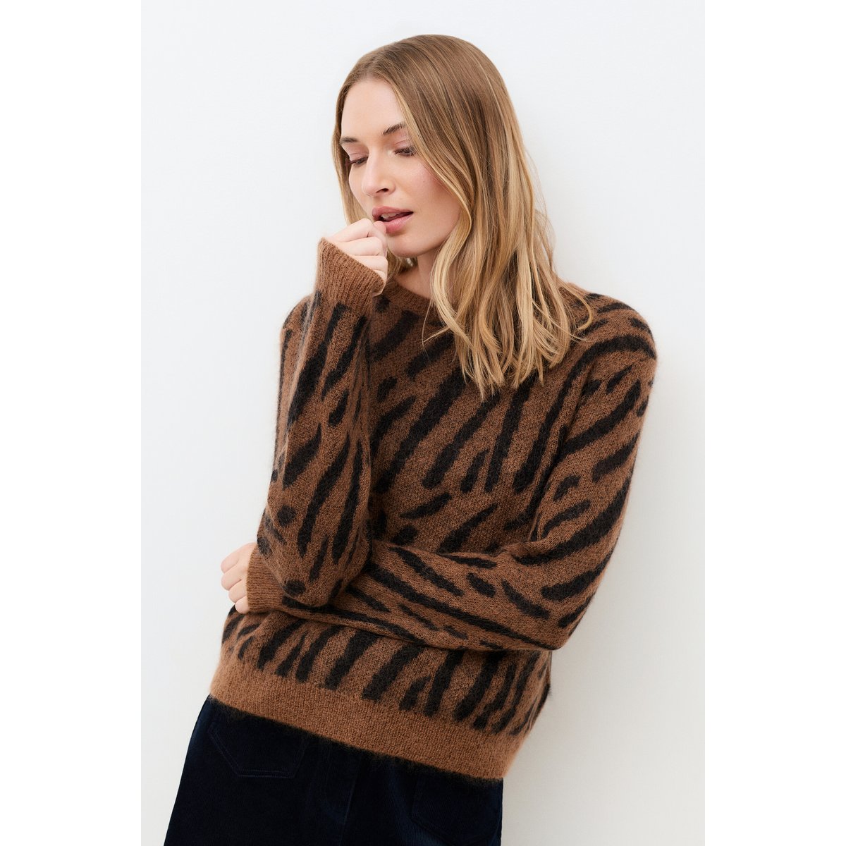 Pull droit col rond MTANIA marron foncé, CAROLL