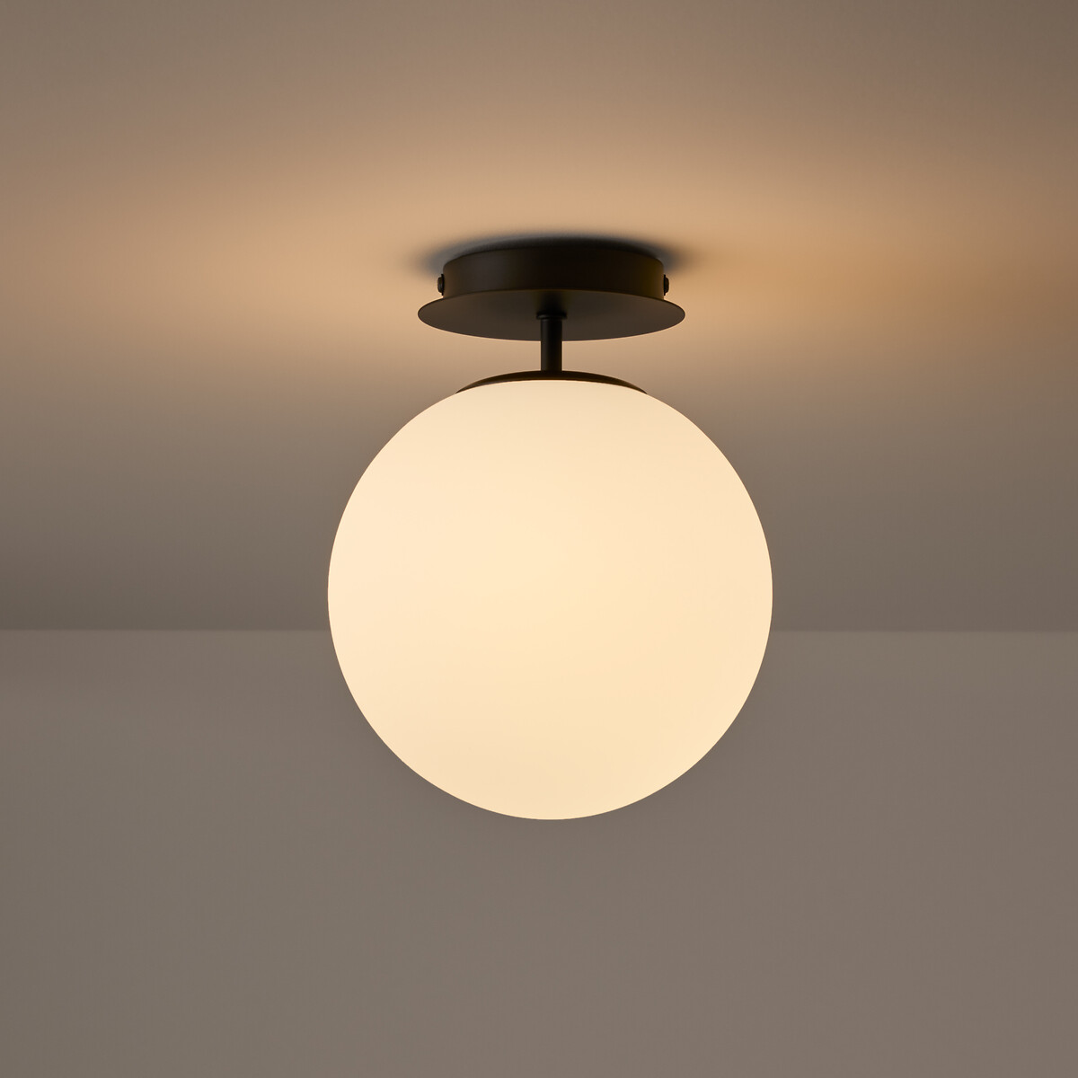 Plafonnier ou applique, métal fer et verre opaline, ATEA noir/blanc, LA REDOUTE INTERIEURS