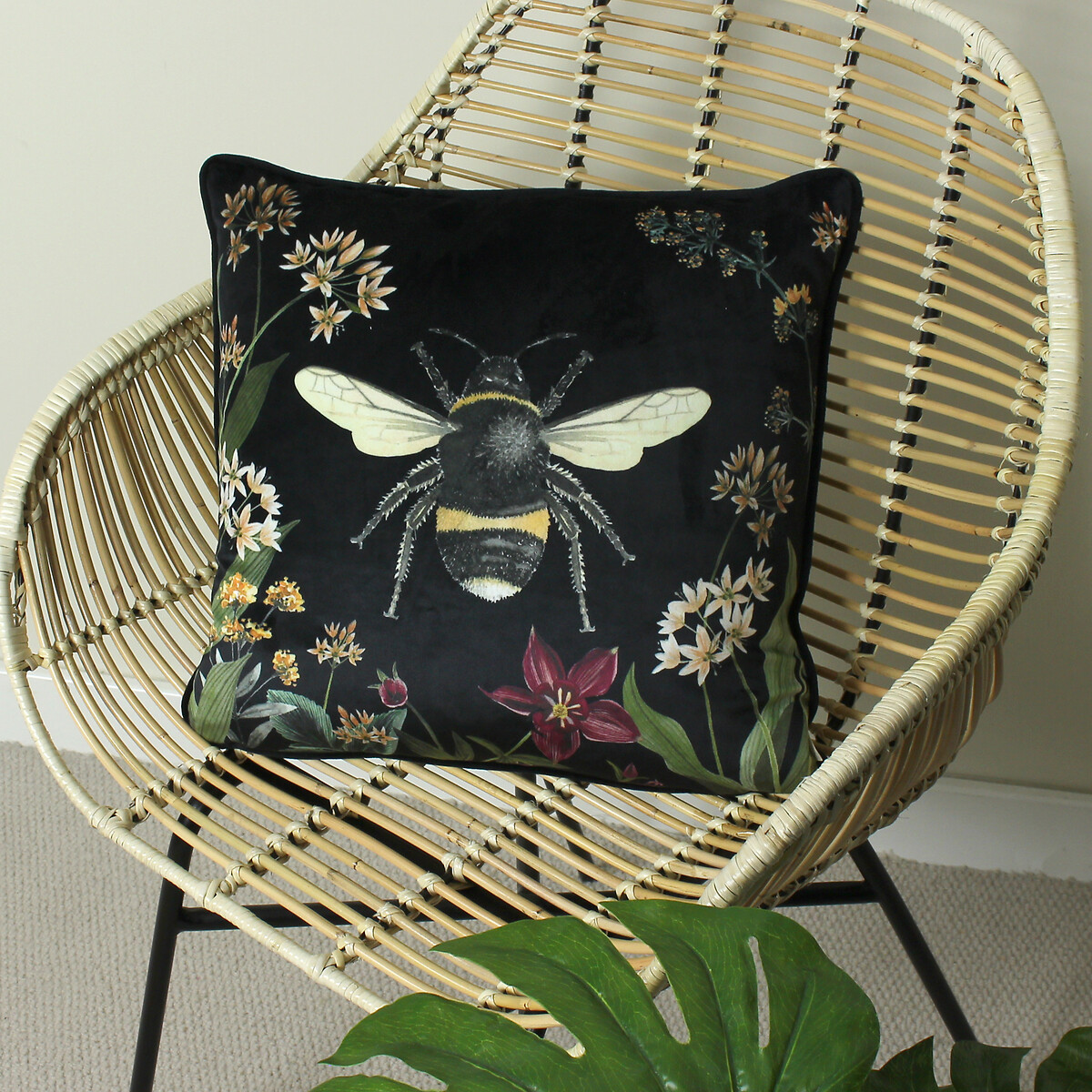 Midnight Garden Floral Rectangular Cushion 43x43cm black, EVANS LICHFIELD