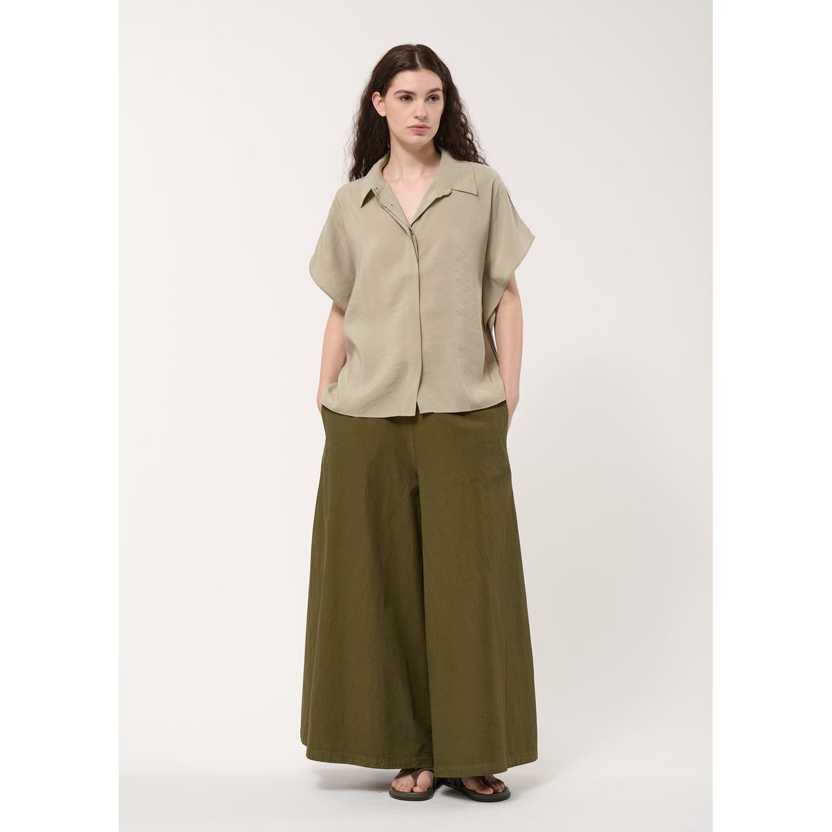 Chemise oversize gaufrée army, HUMILITY