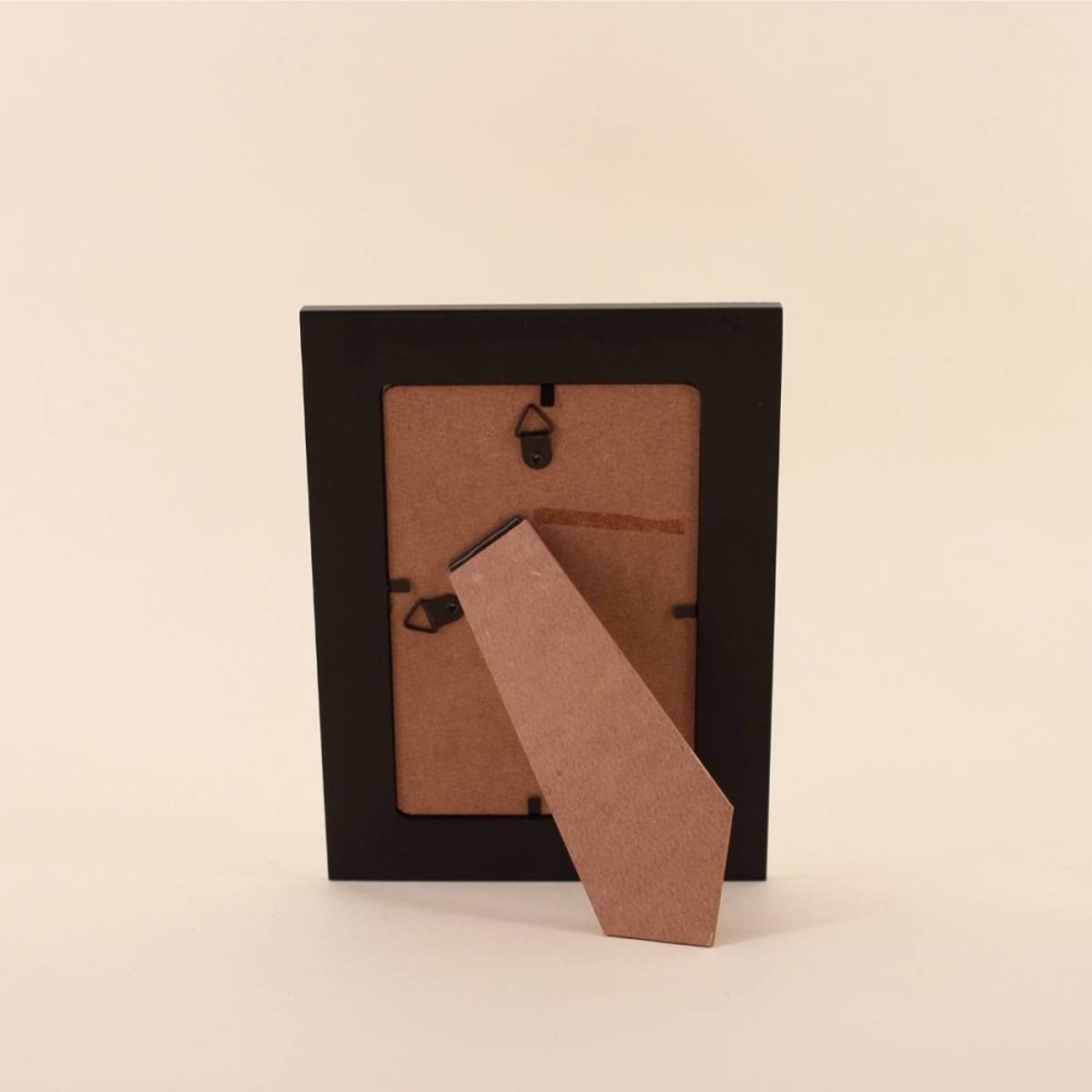 Cadre photo 10x15cm en bois gravé noir, ORNAMI