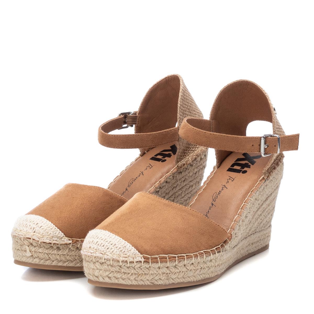 Chaussure Espadrilles Coin Décontractée Boucle camel, XTI