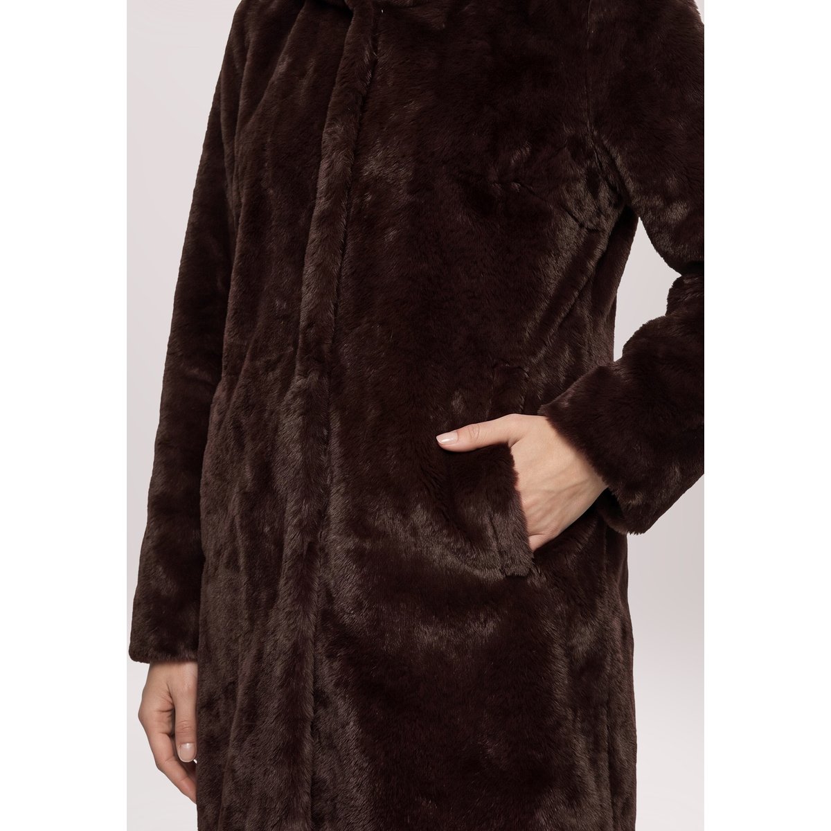 Veste en peluche à capuche marron foncé, BETTY BARCLAY