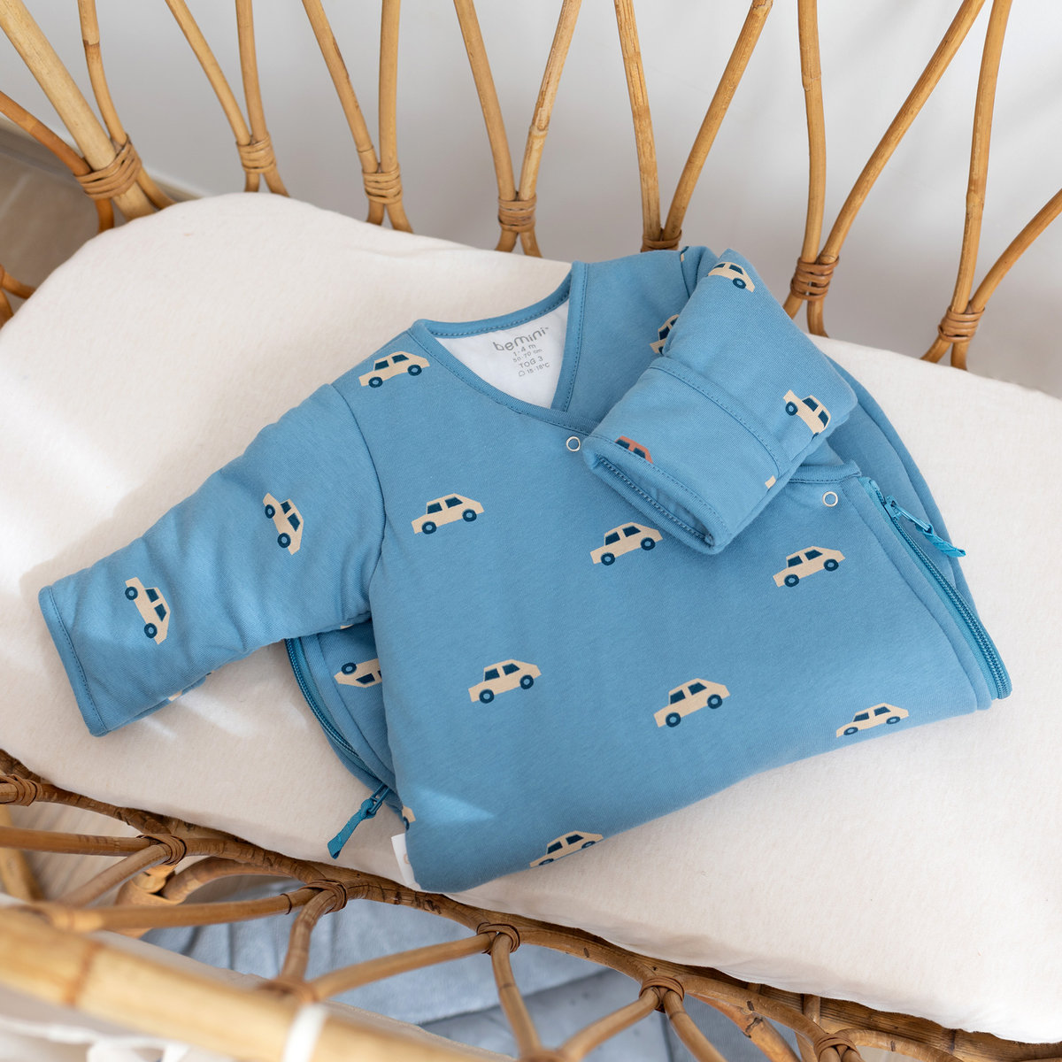 Gigoteuse avec moufles hiver - TOG 3 Cocon bien chaud mario turquoise, BEMINI