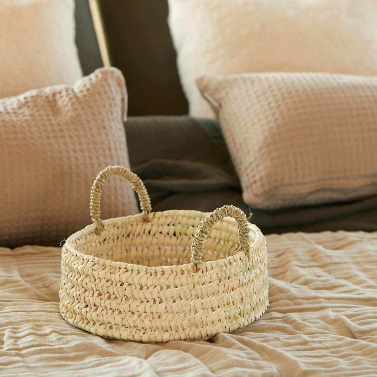Panier plateau rond osier avec anses -  LOJI naturel, HOME MAISON