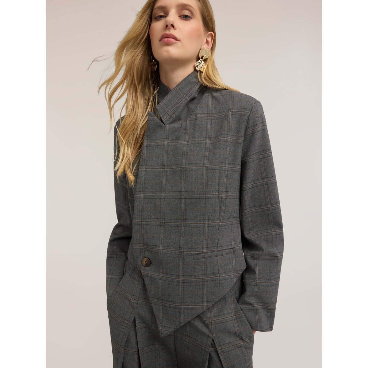 Blazer court à motif à carreaux gris, MOTIVI