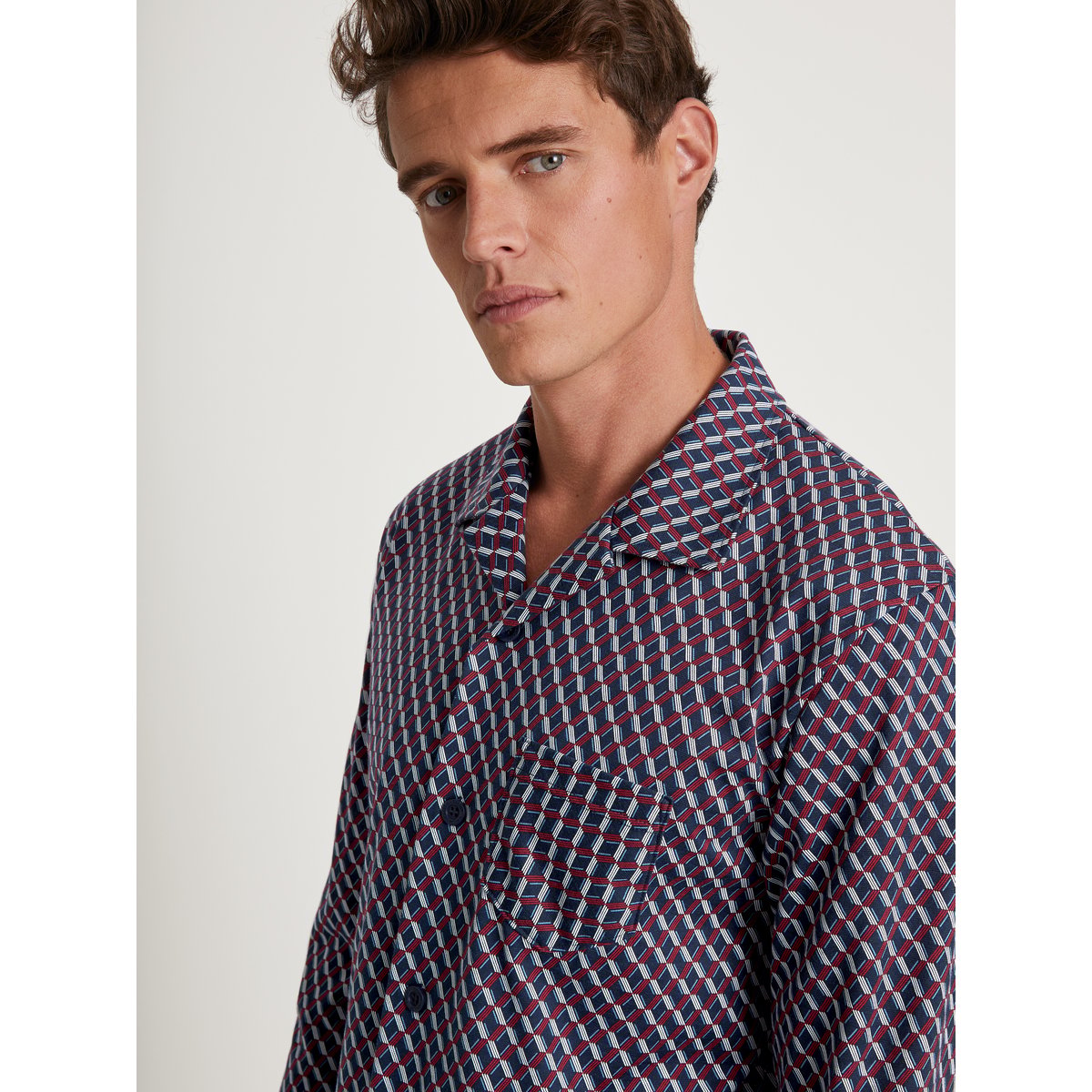 Pyjama boutonné sur toute la longueur manches longues Coton RELAX IMPRINT rouge mars, CALIDA