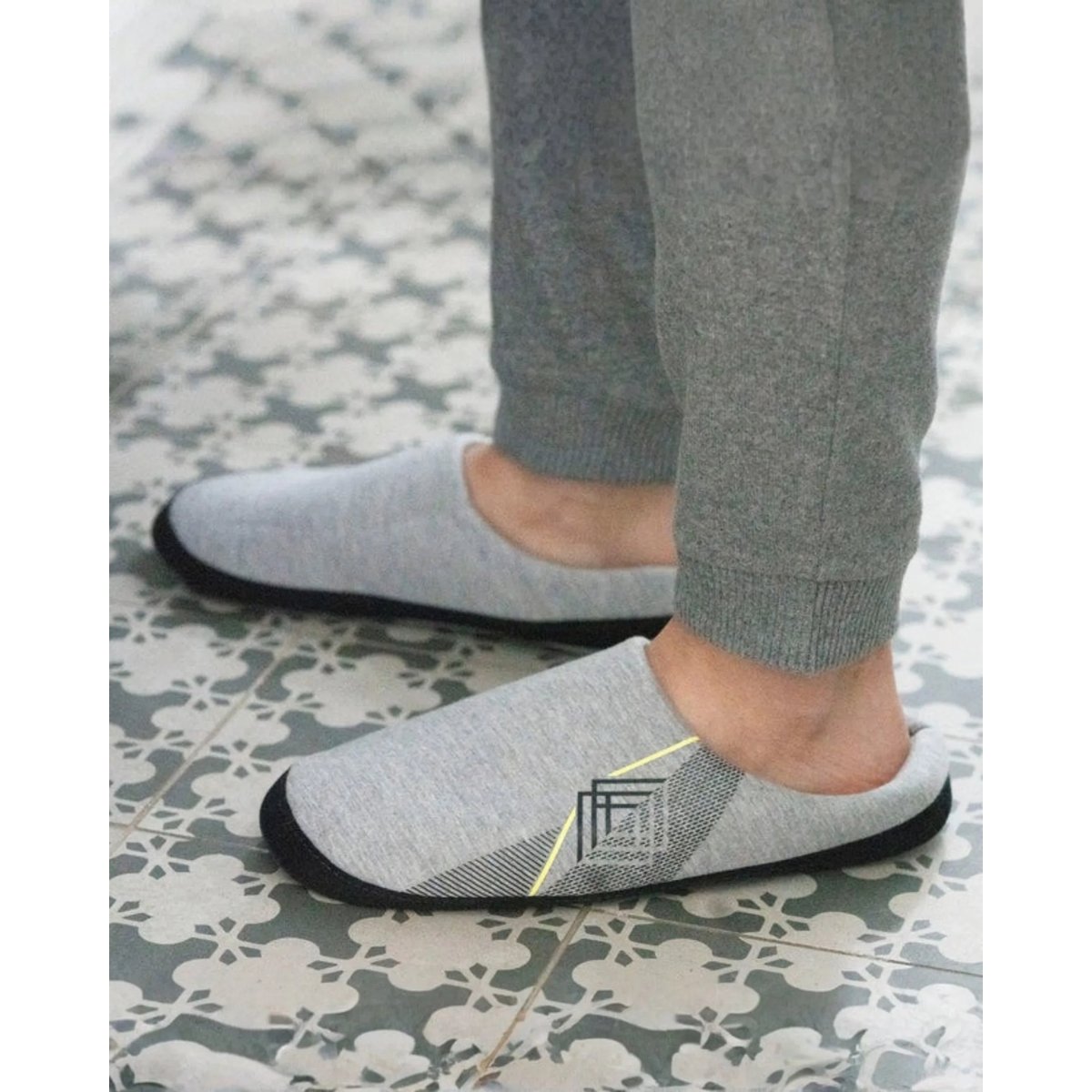 Chaussons extra-light Mules gris, ISOTONER
