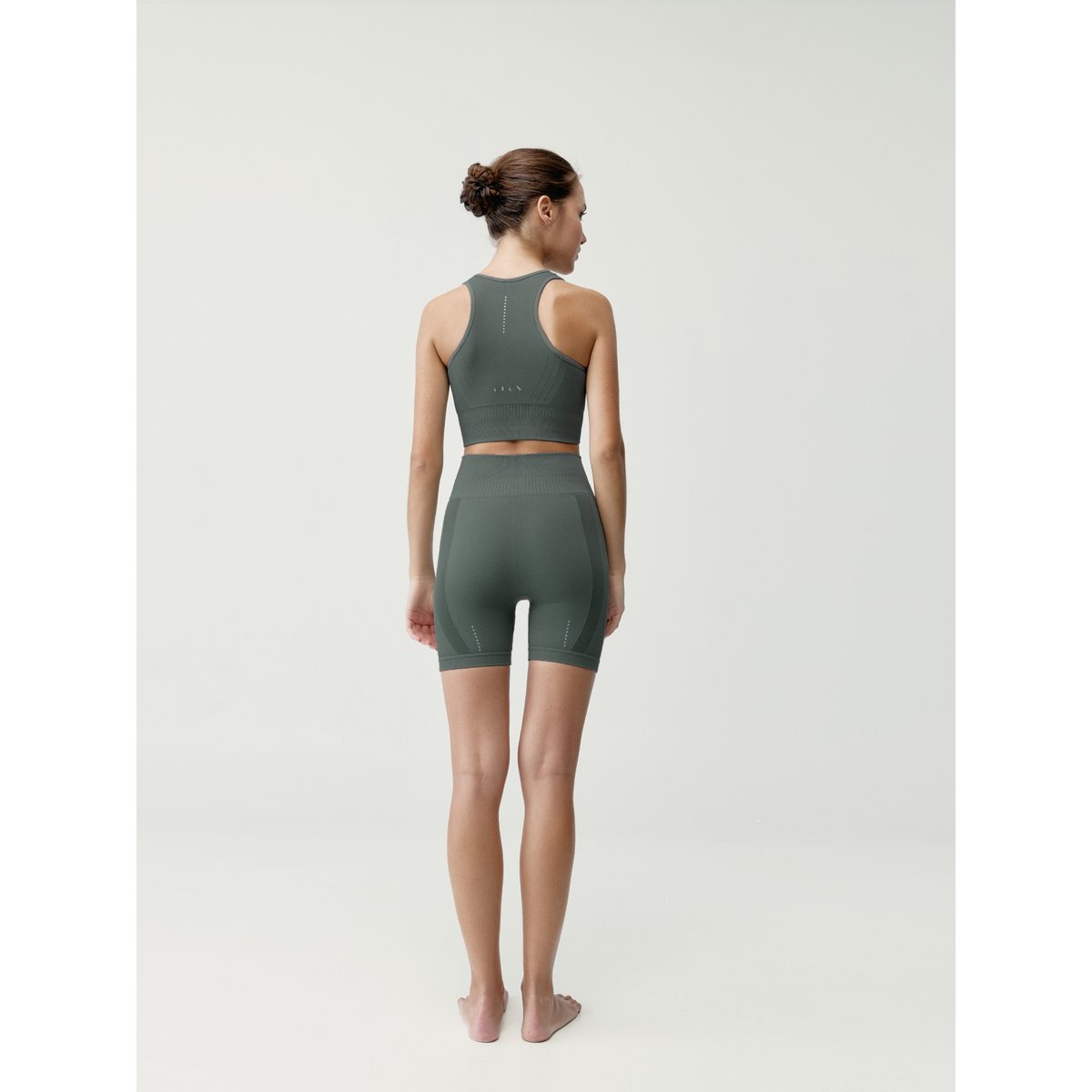 Short de sport femme Eris effet seconde peau sauge douce, BORN